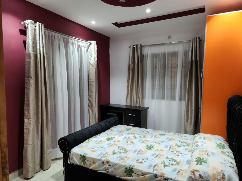 Deluxe Apartments