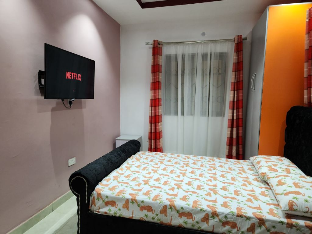 Deluxe Apartments