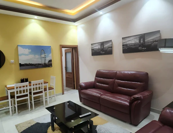 Deluxe Apartment